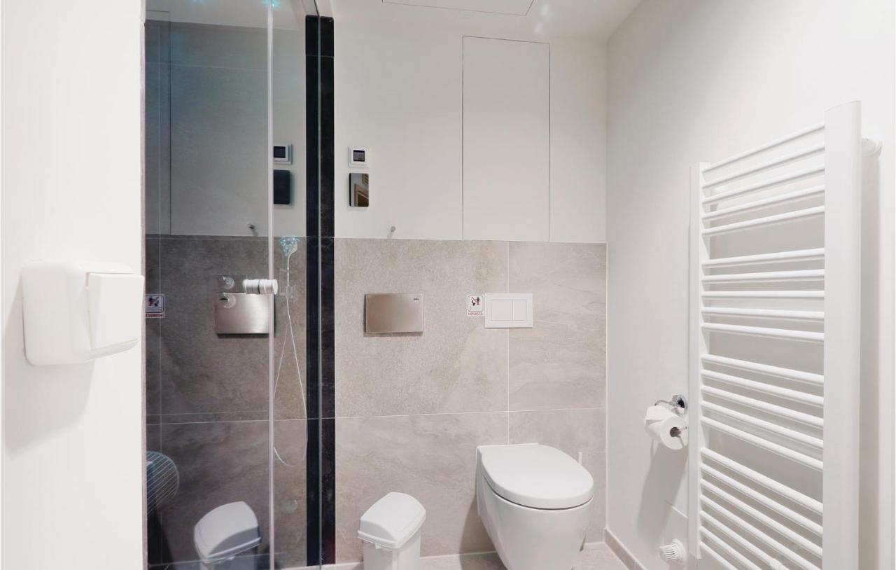 Gorgeous Apartment In Luebeck Travemuende With Wifi ภายนอก รูปภาพ
