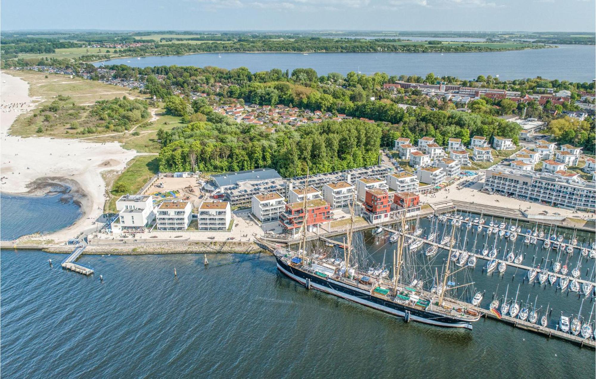 Gorgeous Apartment In Luebeck Travemuende With Wifi ภายนอก รูปภาพ